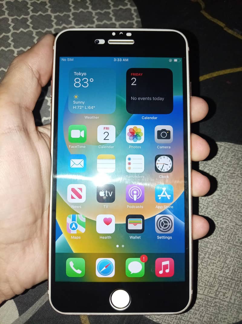 Apple iPhone 8 Plus 5