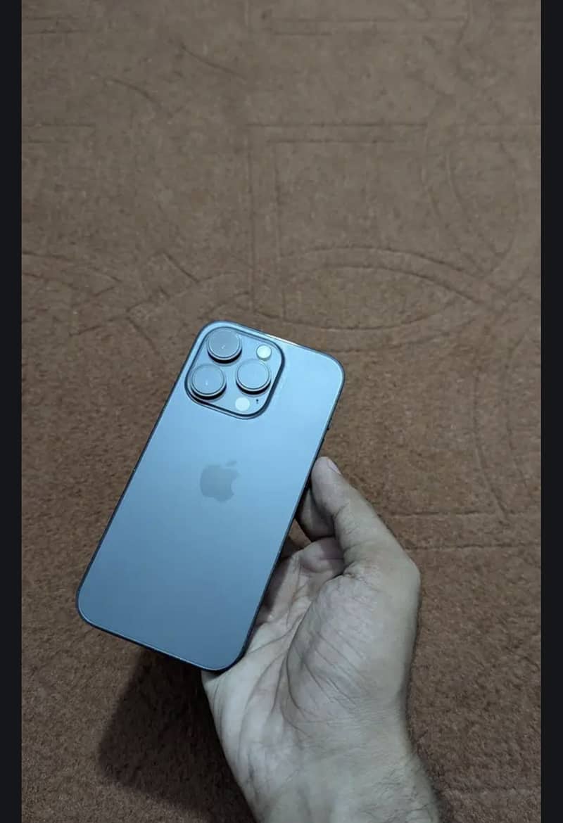 Apple iPhone 14 Pro 1