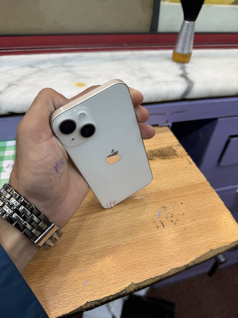 Apple iPhone 14 1