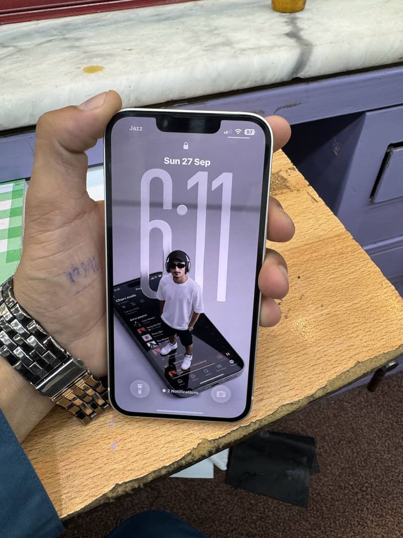Apple iPhone 14 5