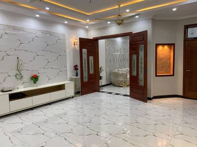 10 Marla Upper Portion For Rent In Paragon City Lahore