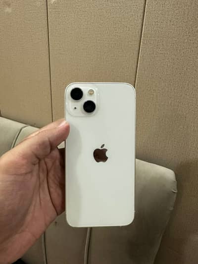 Apple iPhone 13