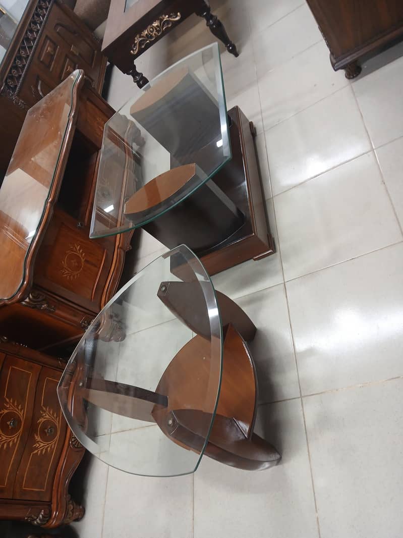 centre table 0