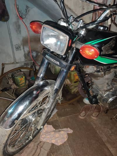 ہونڈا 125 2012  wtaspp 02113522936 سکھر نمبر