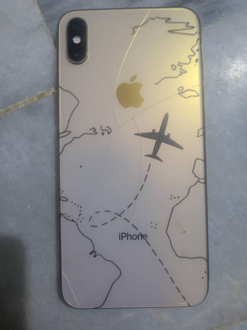 Apple iPhone XS Max 1
