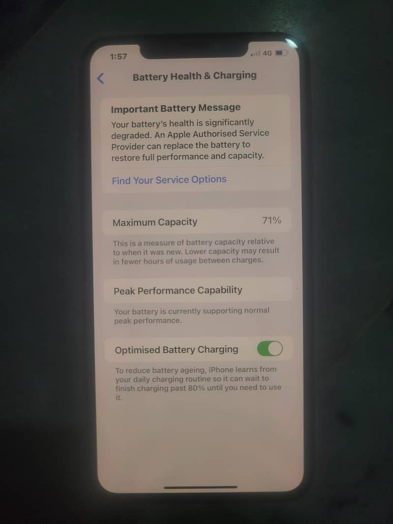 Apple iPhone XS Max 7