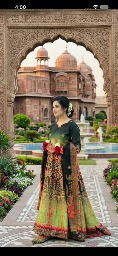 Mehndi lengha |Heavy embroidered dress |Luxury Wedding & Party Wear