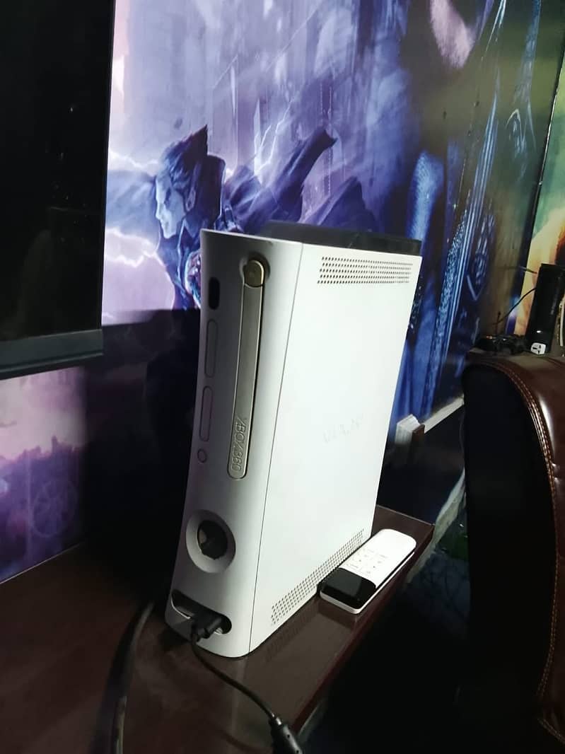 XBOX 360 slim 2