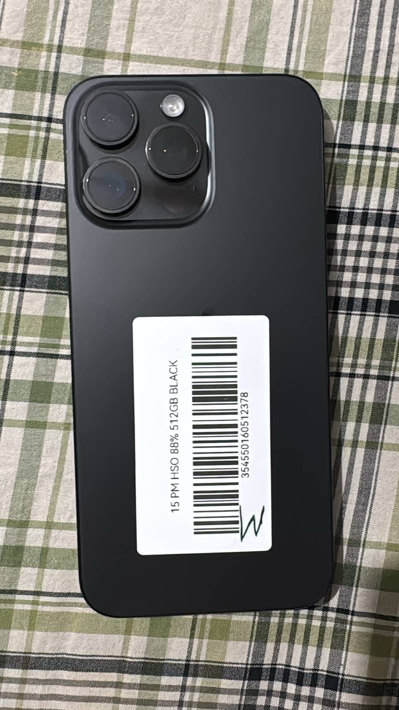 Apple iPhone 15 Pro Max 1