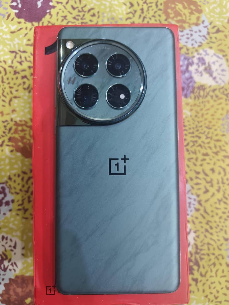 One Plus 12 0