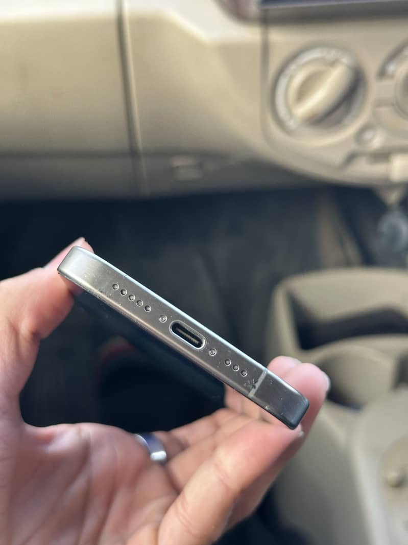 Apple iPhone 15 Pro 5