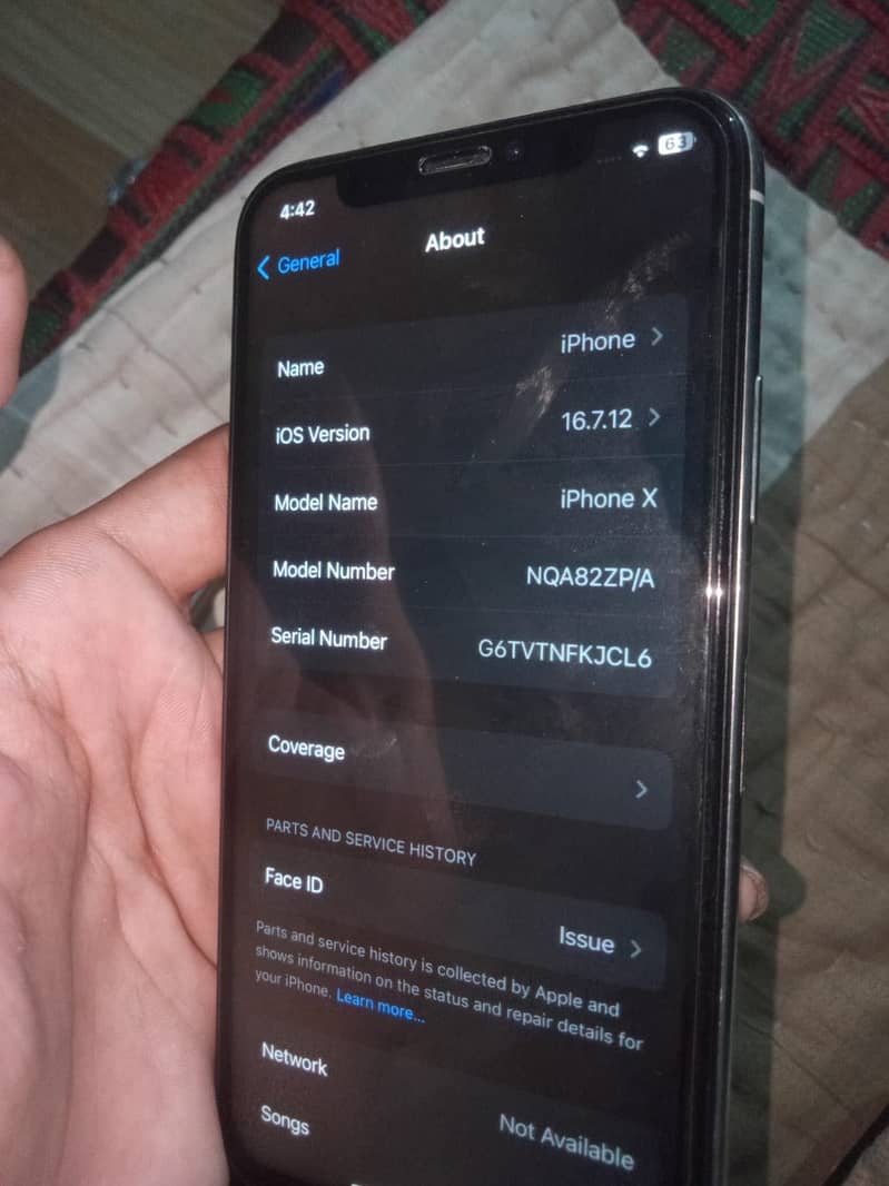 Apple iPhone X 4
