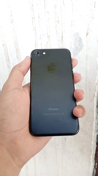 Apple iPhone 7