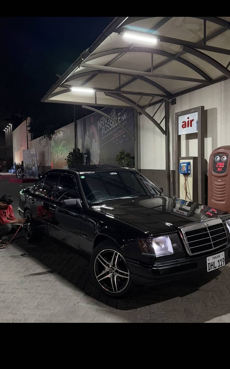 Mercedes E Class w124 0