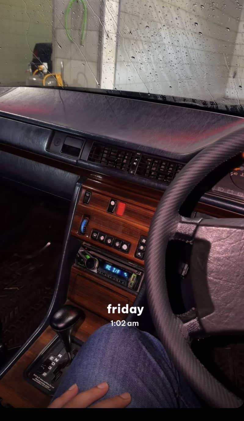 Mercedes E Class w124 8