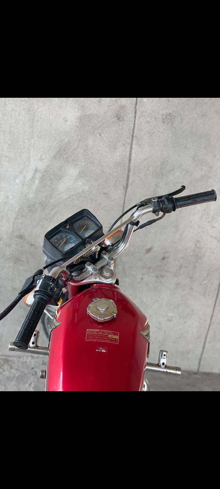 hound 125 4