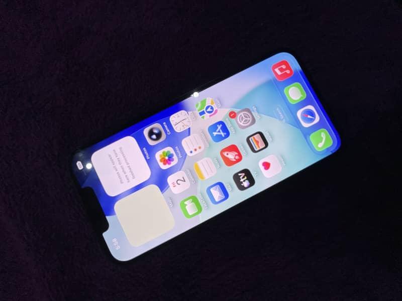 Apple iPhone 14 4