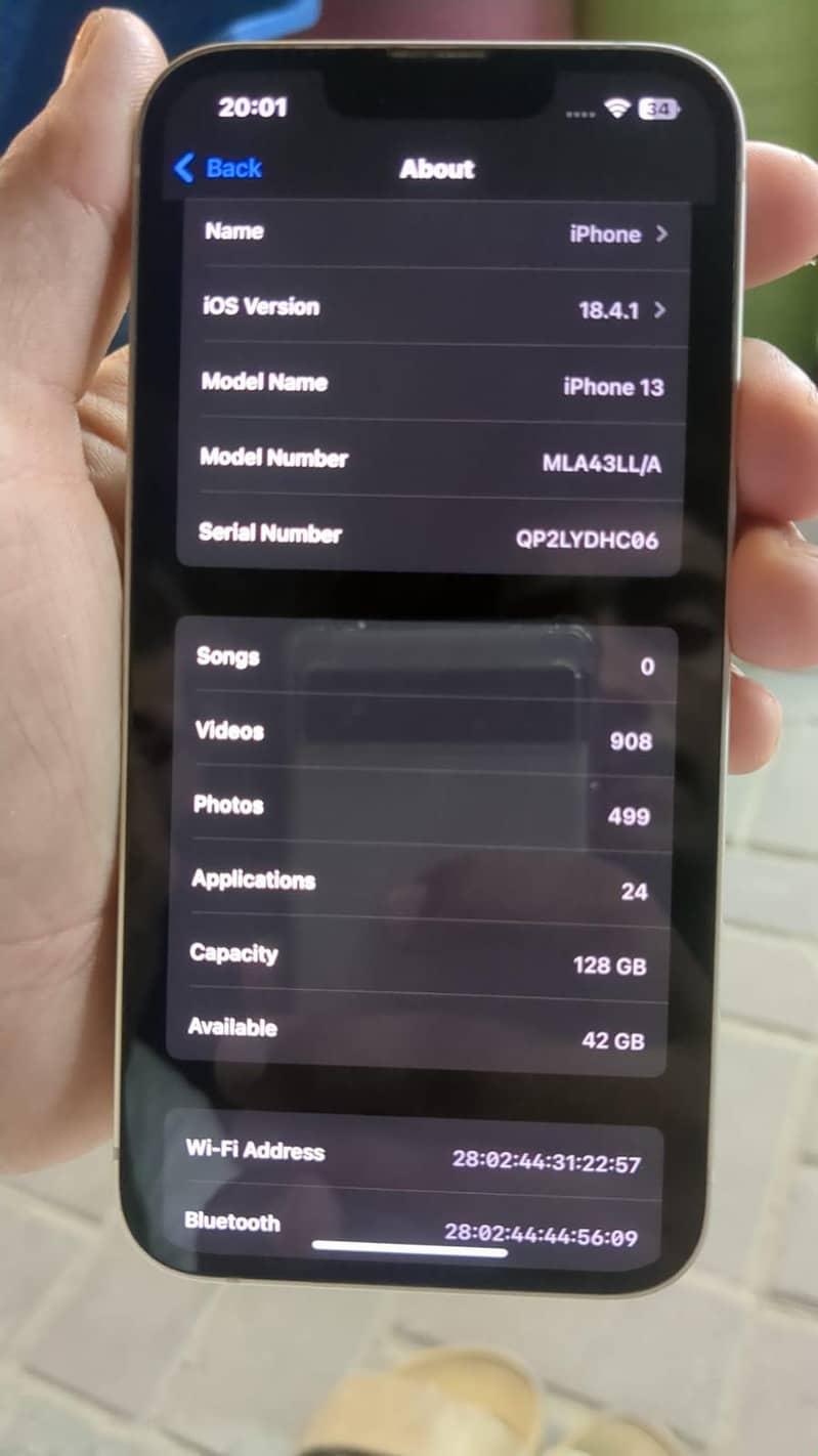 Apple iPhone 13 7
