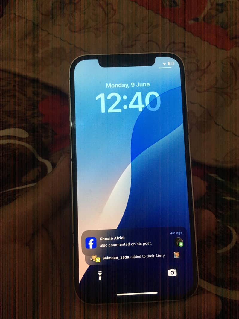 Apple iPhone 12 1
