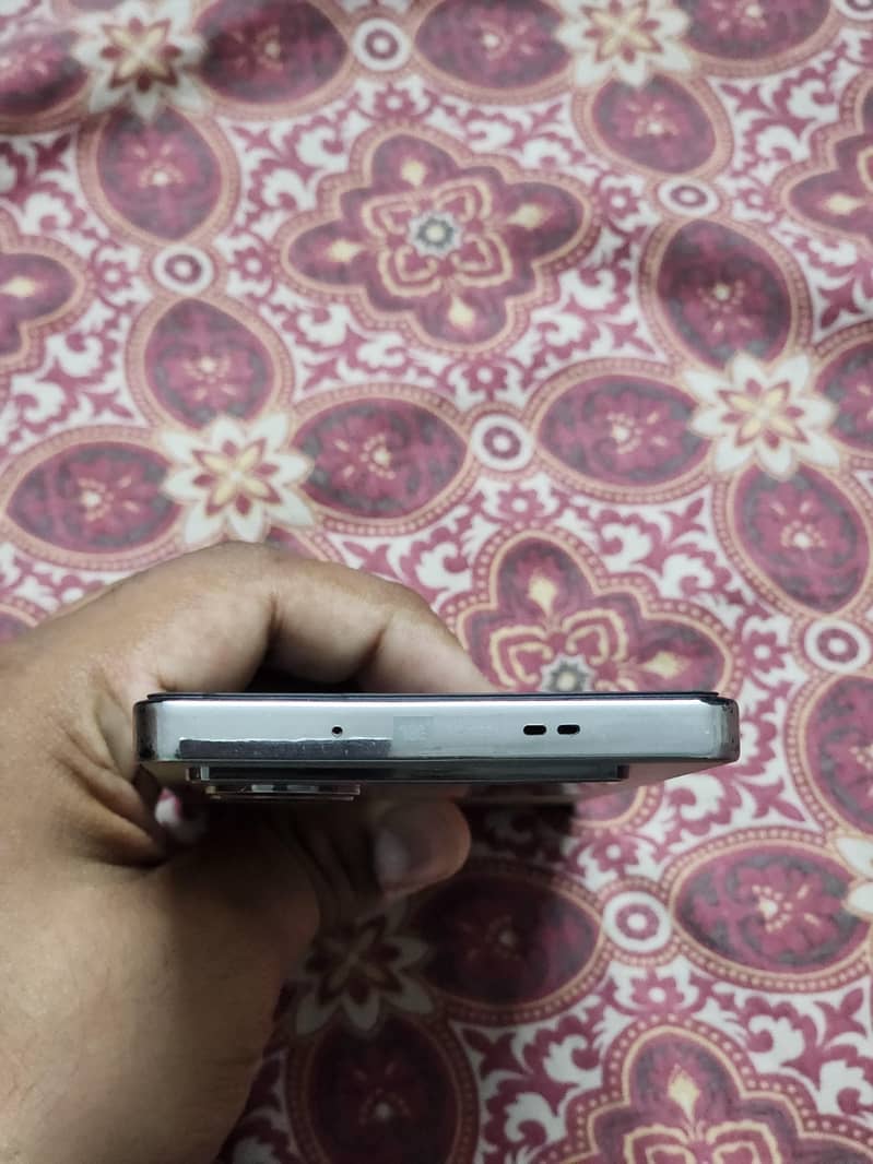 Infinix note 40 4
