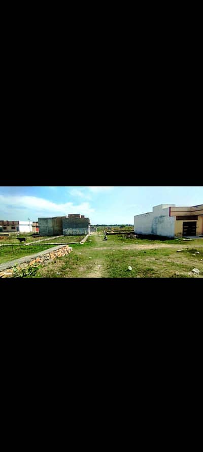 3 lac 20 rupy Marla (5 marly ka kornar plot )