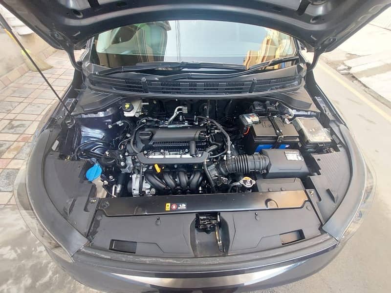 KIA Stonic EX+ 13