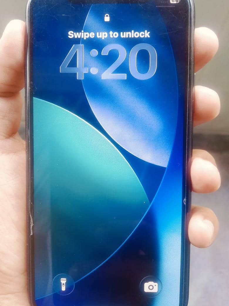 Apple iPhone 11 Pro 4
