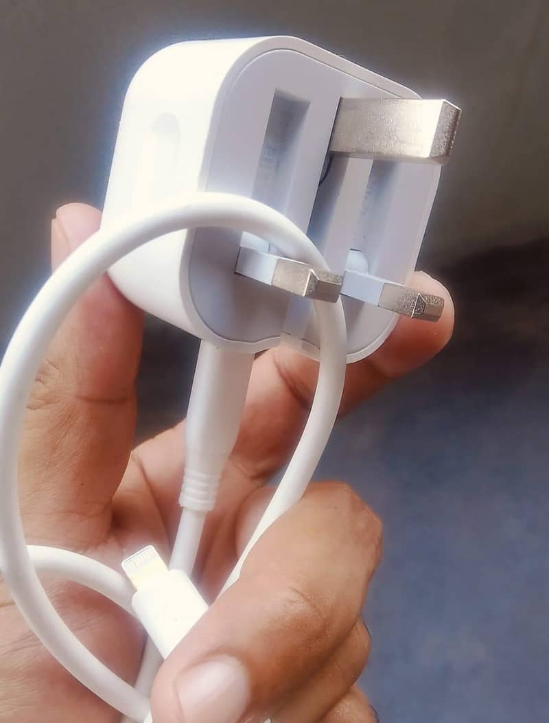 Apple iPhone 11 Pro 6