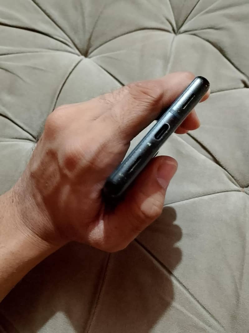 Google Pixel 6a 5