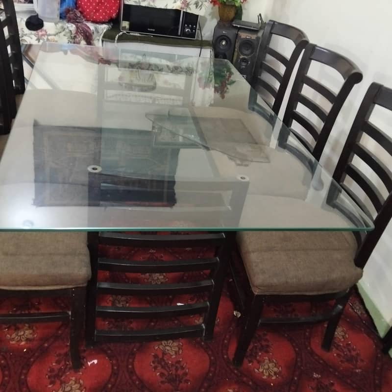 Dining Table 6 seater 7