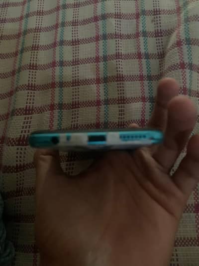 Infinix Hot 12
