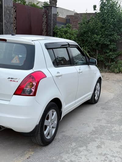 Suzuki Swift 1.3 DLX 2017 IN GENUINE CONDITION Urgent sale