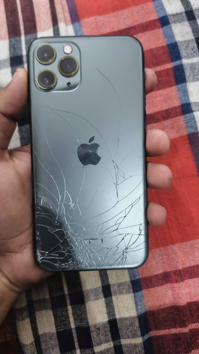 Apple iPhone 11 Pro 3
