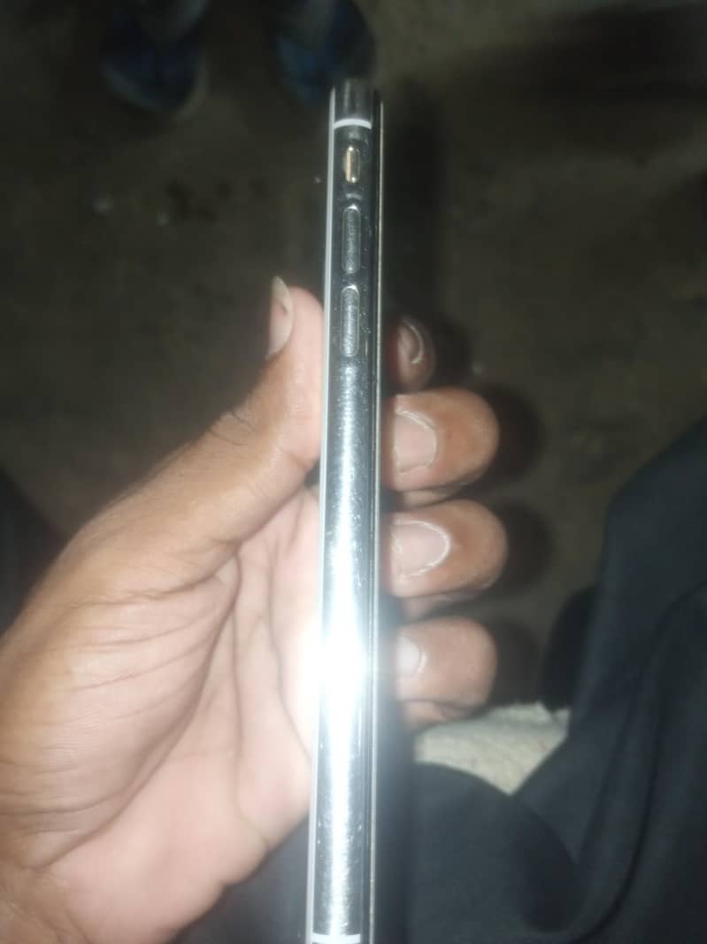 Apple iPhone X 1