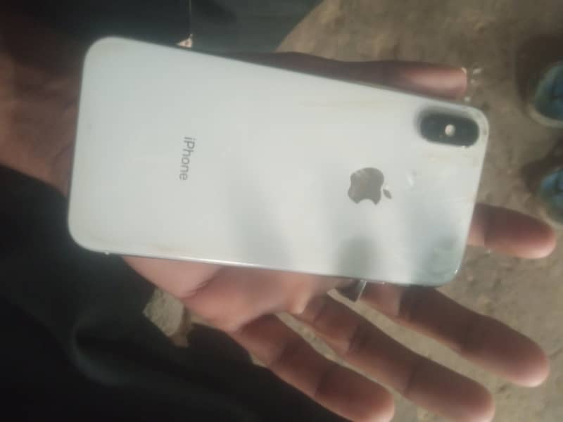 Apple iPhone X 4