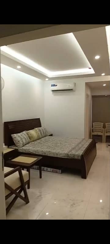 FURNISHED STUDIO APARTMENT IN SPRING APPARTMENTS FOR RENT TOP LOCATION