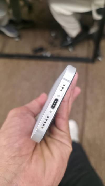 Apple iPhone 17e
