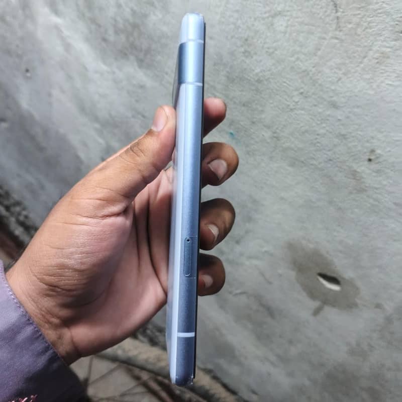 Google Pixel 7a 5