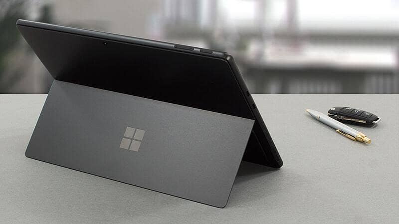 Microsoft Surface Pro 9 6