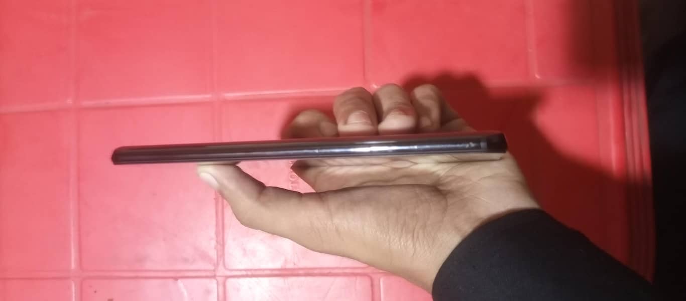 One Plus 6T 4