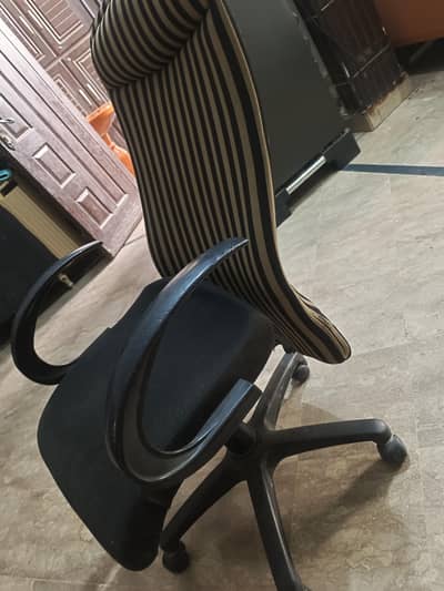 Comfortable office chair imported