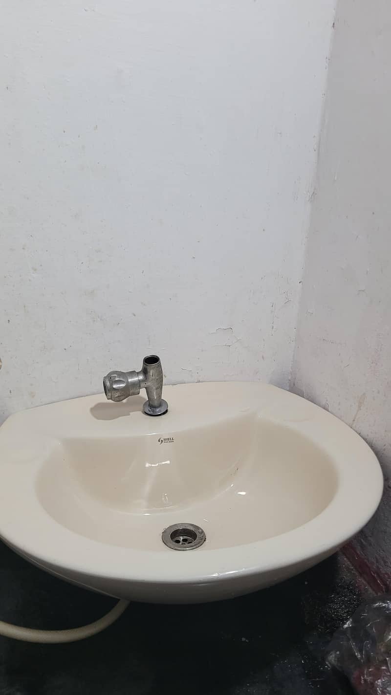 Used Basin 0