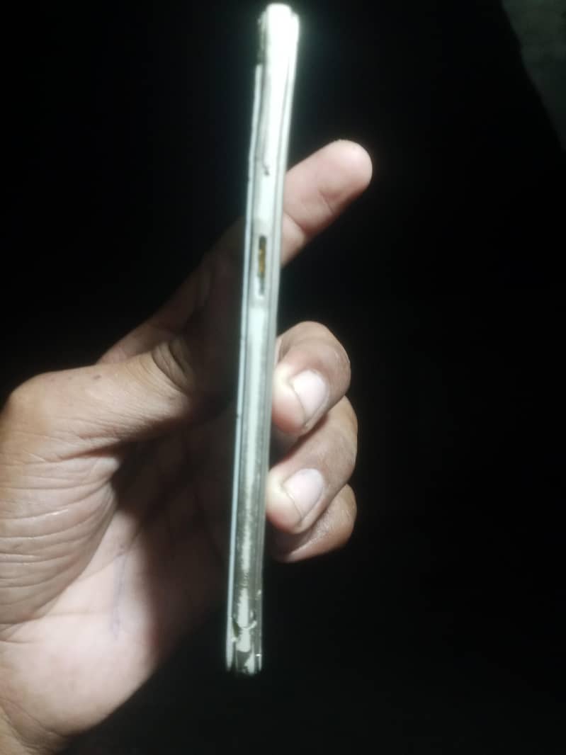 OPPO A37 0