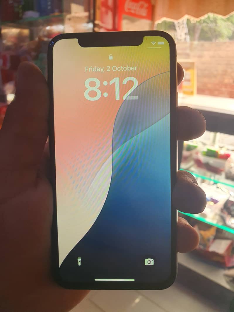 Apple iPhone XS 5