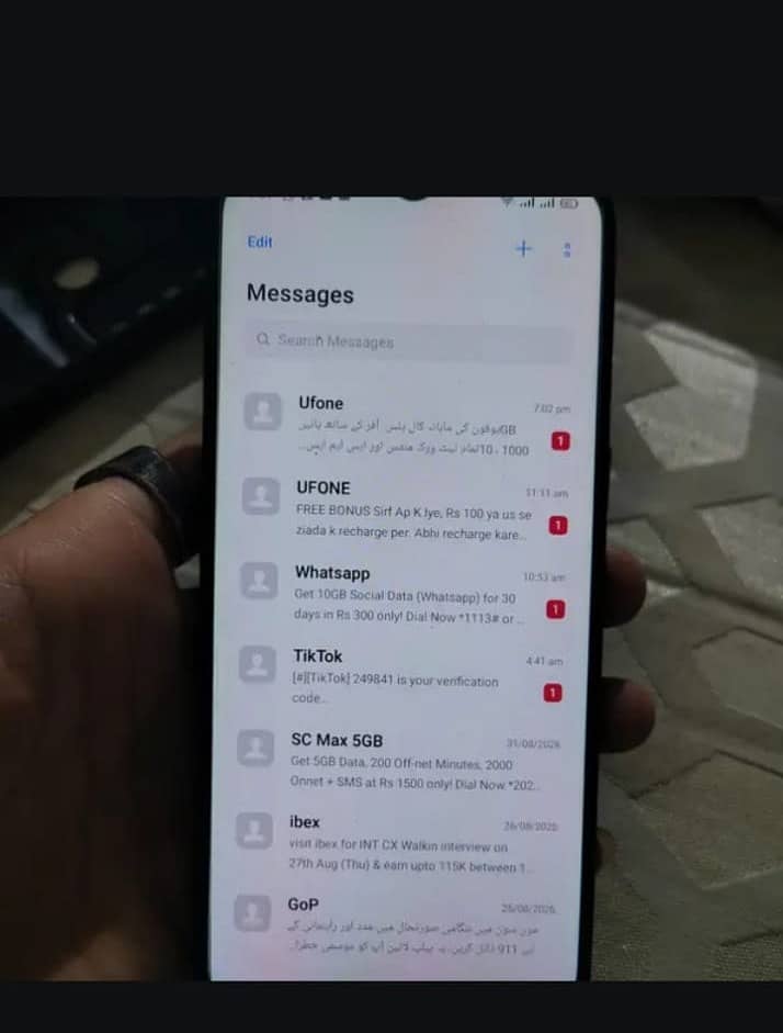 Realme 5i 1