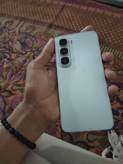 Infinix hot 60i