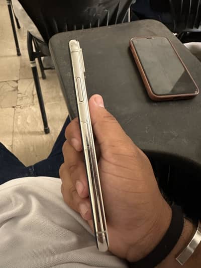 Apple iPhone XS