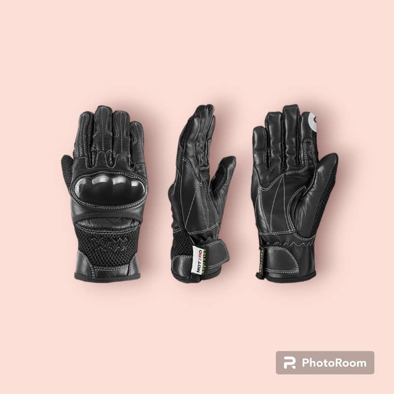 Biker's gloves with knuckles 0