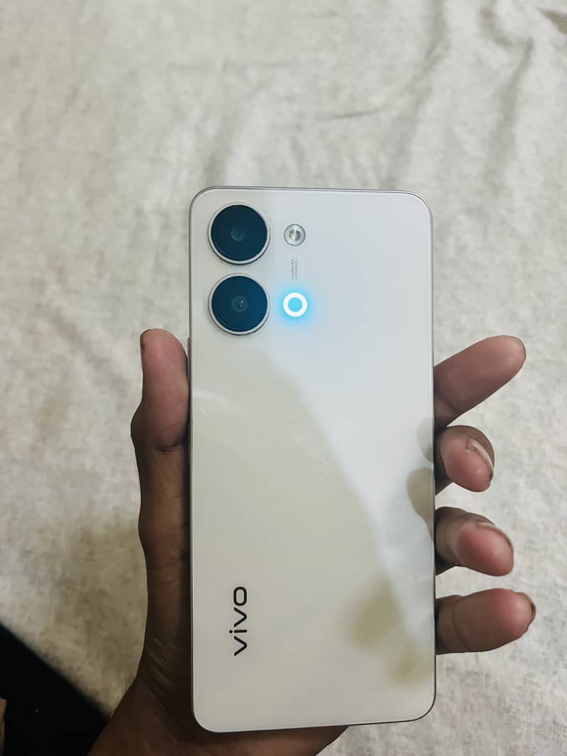 VivoY05 0