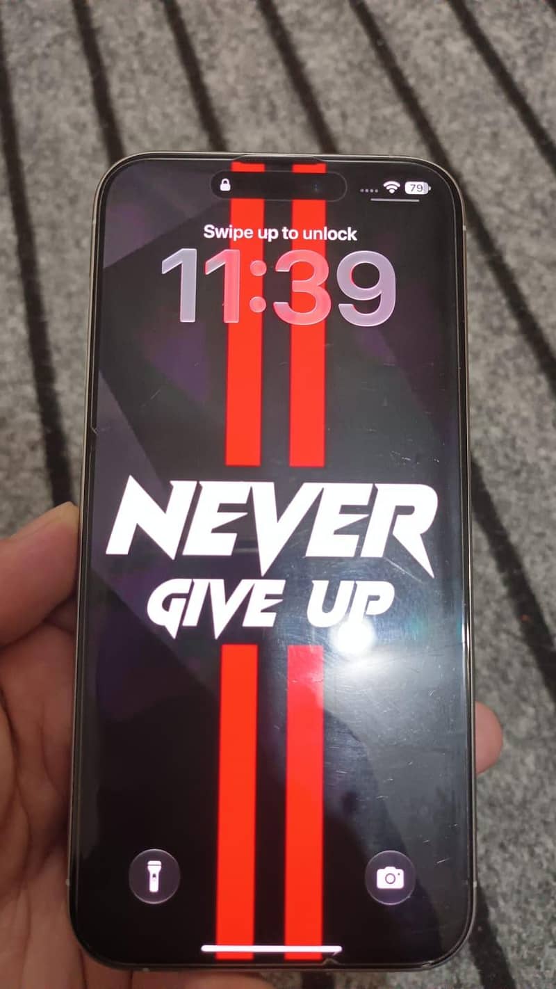 Apple iPhone 15 Pro Max 4